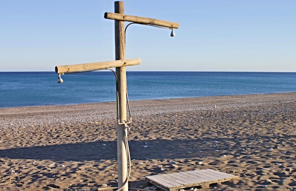 Stranddusche auf Kreta