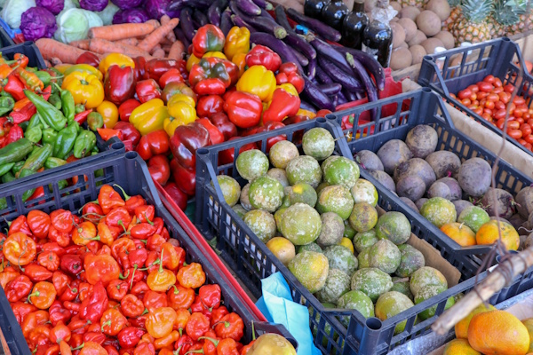 Obst und Gemüse in einem Supermarkt